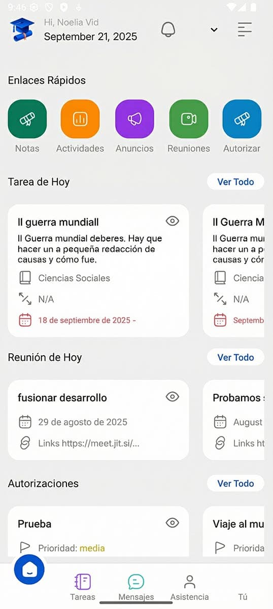Aplicación móvil oficial de EduNova para gestión escolar y comunicación con familias en Android y iOS